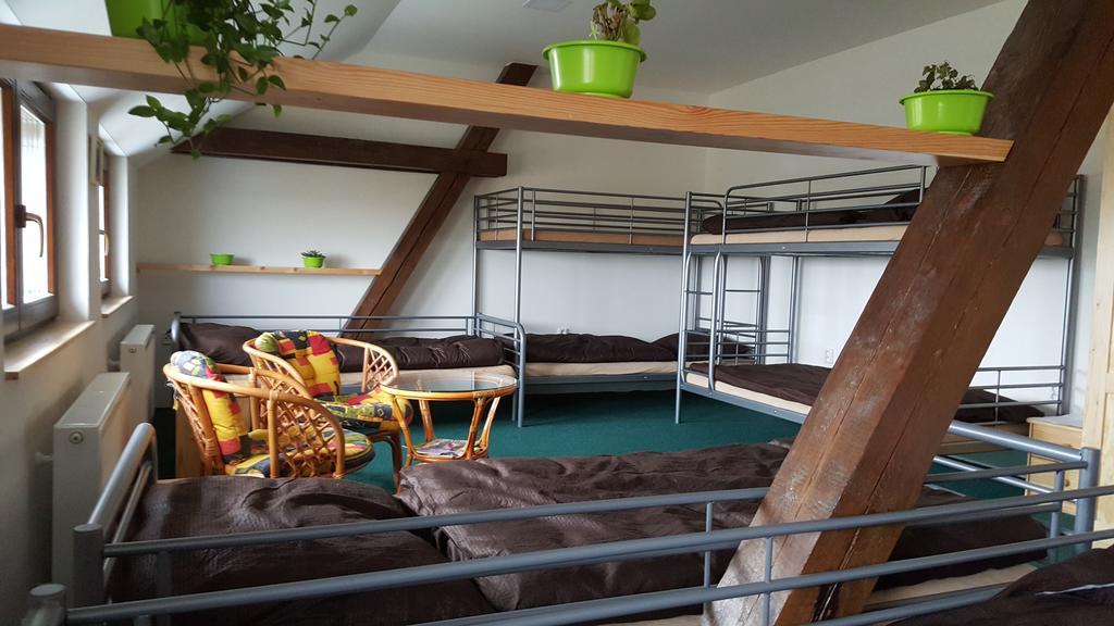 Penzion Eqilon Hotel Mělník Buitenkant foto