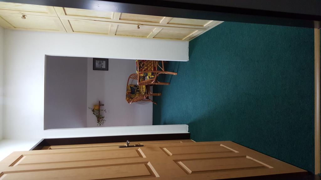 Penzion Eqilon Hotel Mělník Buitenkant foto