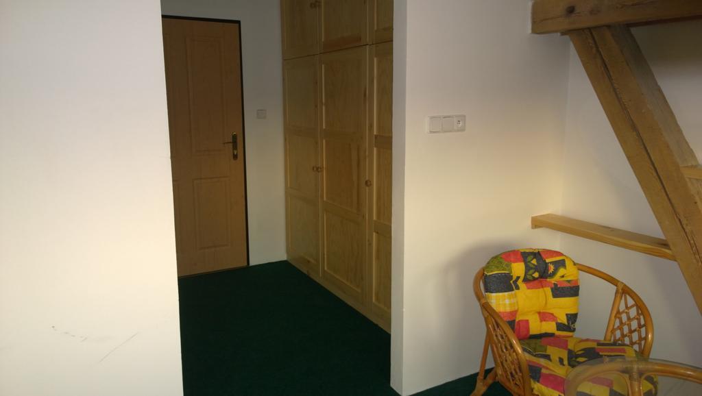 Penzion Eqilon Hotel Mělník Buitenkant foto